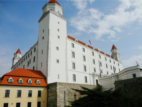 スロバキア｜ブラチスラヴァ城