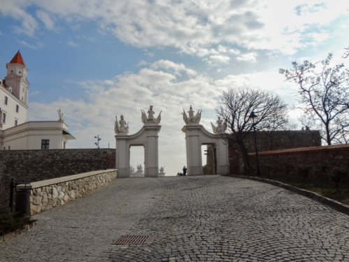 スロバキア｜ブラチスラヴァ城